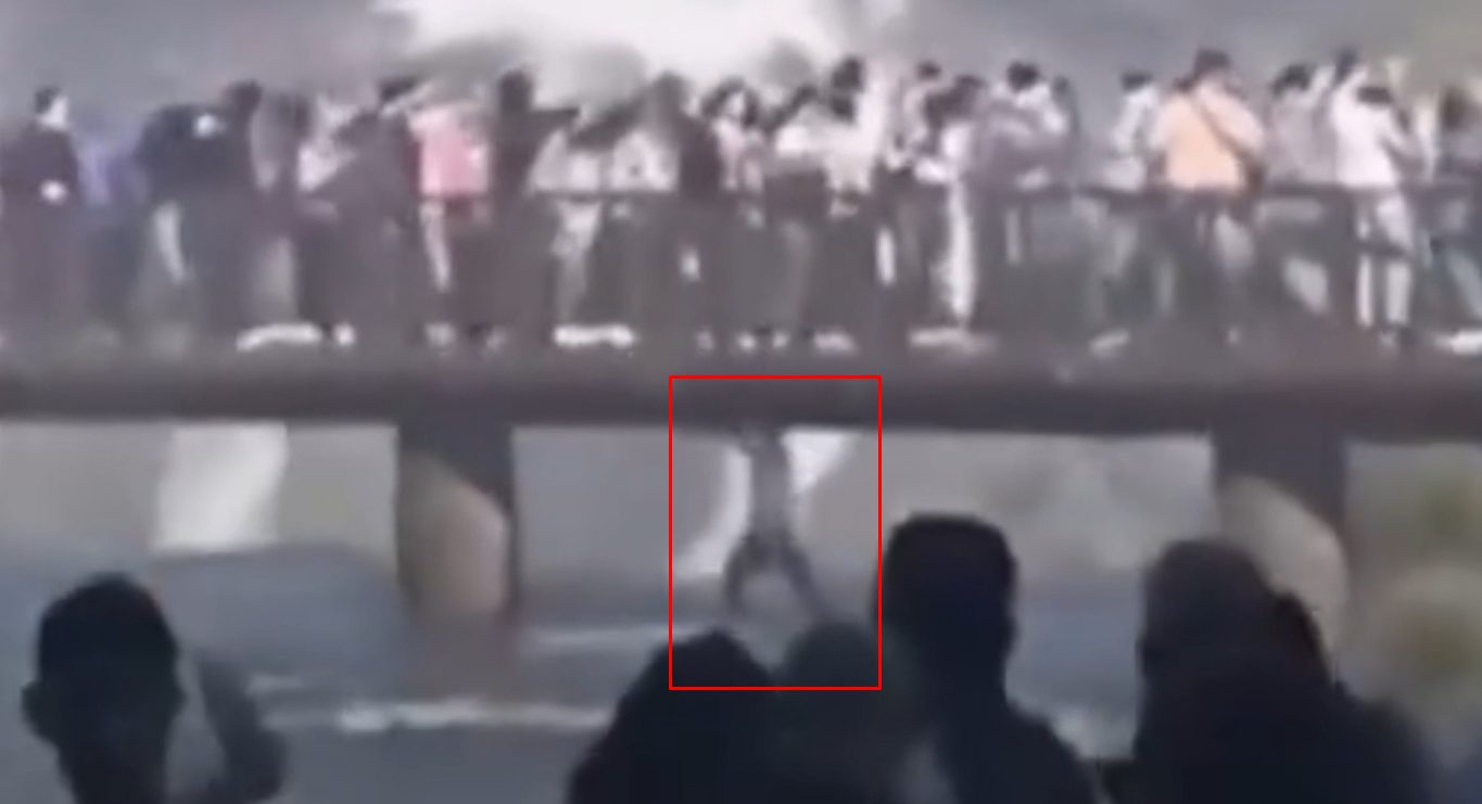 Vídeo: Homem pula na água perto das Cataratas do Iguaçu (PR) para resgatar celular