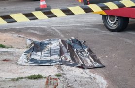 Menino de 12 anos morre após ser atropelado por caminhão
