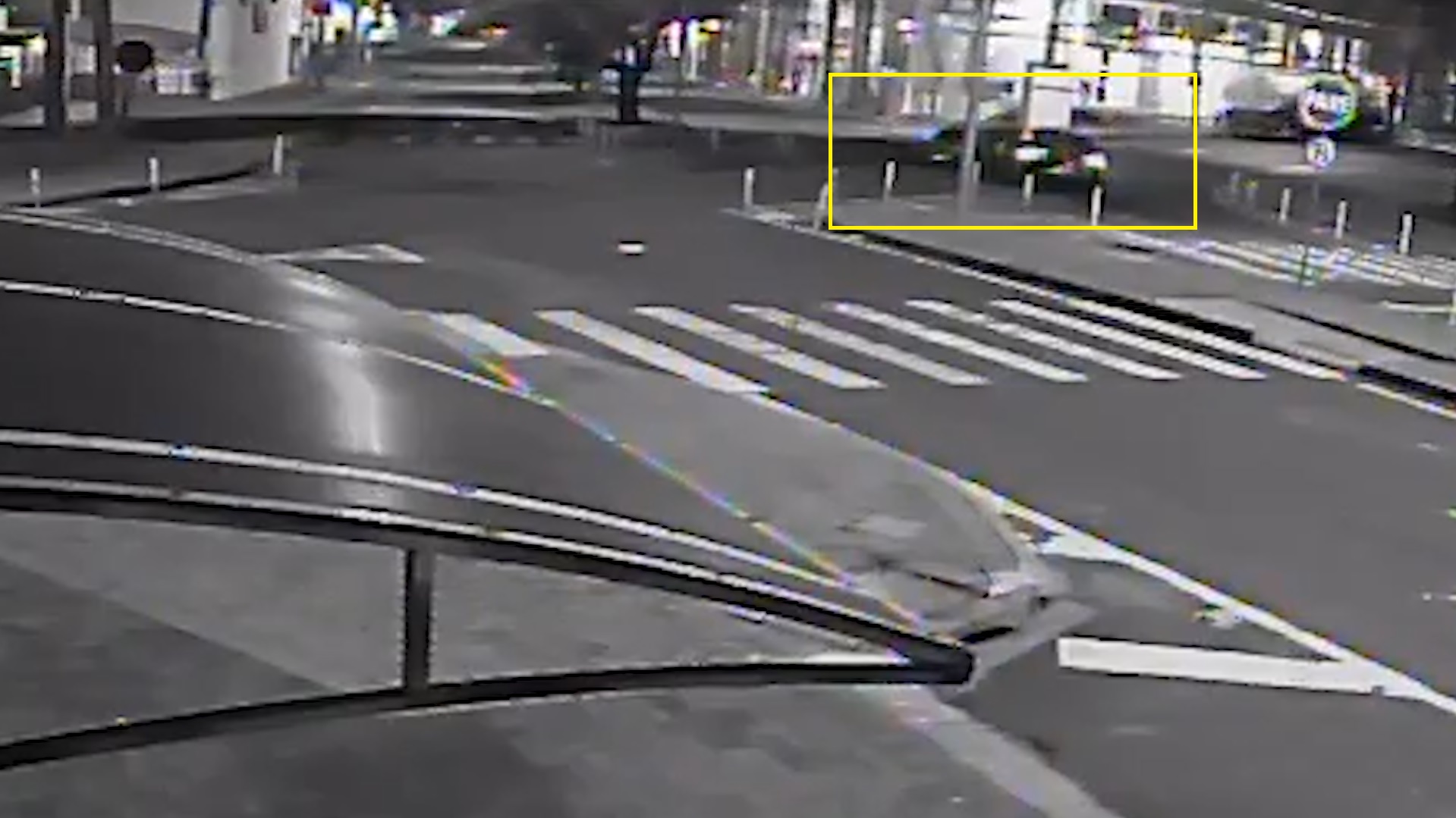 Novas imagens revelam outro ângulo de forte acidente no cruzamento da Rua Paraná com Avenida Piquiri