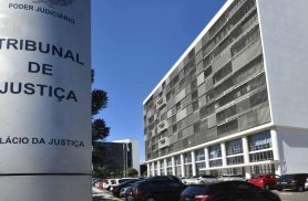 Deputados retiram proteção a familiares de magistrados de projeto do TJPR