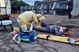Em moto elétrica, mulher fica ferida após colisão no Bairro São Cristóvão