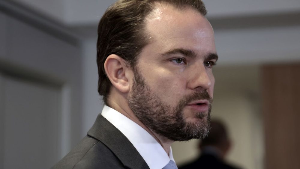 Novo Desenrola já beneficiou 6 milhões de pessoas, diz Dario Durigan Imagem referente a Novo Desenrola já beneficiou 6 milhões de pessoas, diz Dario Durigan
