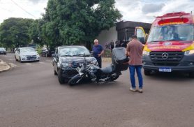 Motociclista fica ferido após colisão com Mobi na Rua Presidente Kennedy