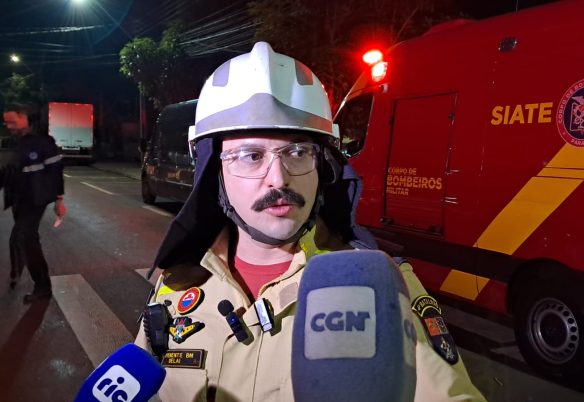 Tenente dos Bombeiros detalha resgate complexo de motorista preso sob caminhão em Cascavel