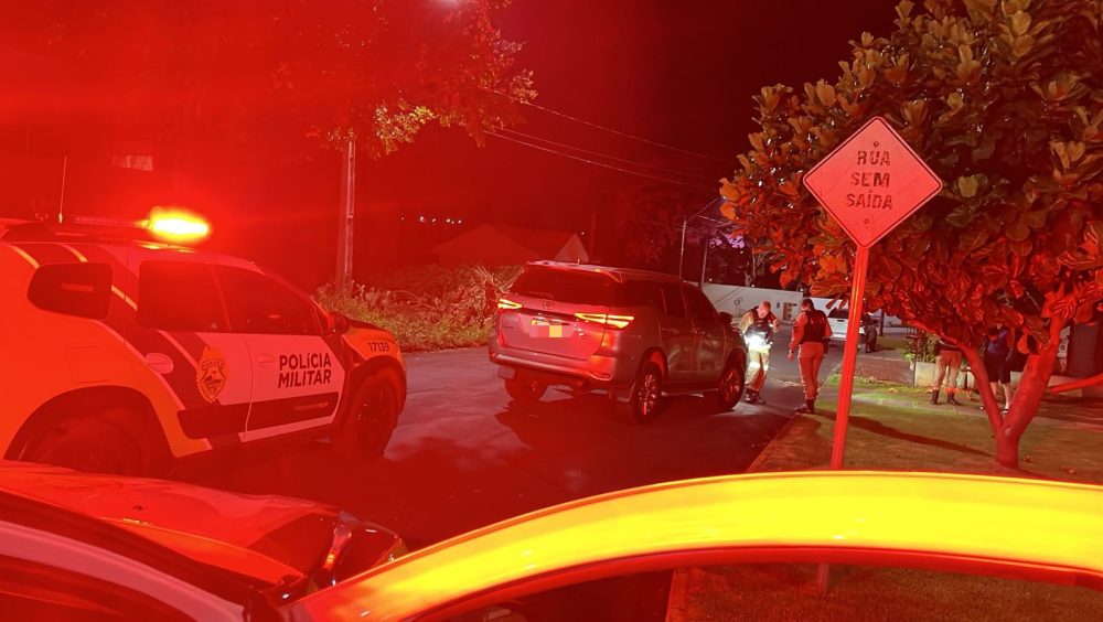Hilux furtada em Cascavel é recuperada após perseguição e abandono em Marechal Cândido Rondon Imagem referente a Hilux furtada em Cascavel é recuperada após perseguição e abandono em Marechal Cândido Rondon