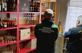 PCPR e MAPA apreendem bebidas alcoólicas sem registro durante fiscalização em Curitiba