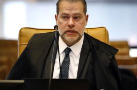 STF suspende análise de recursos apresentados pelas big techs