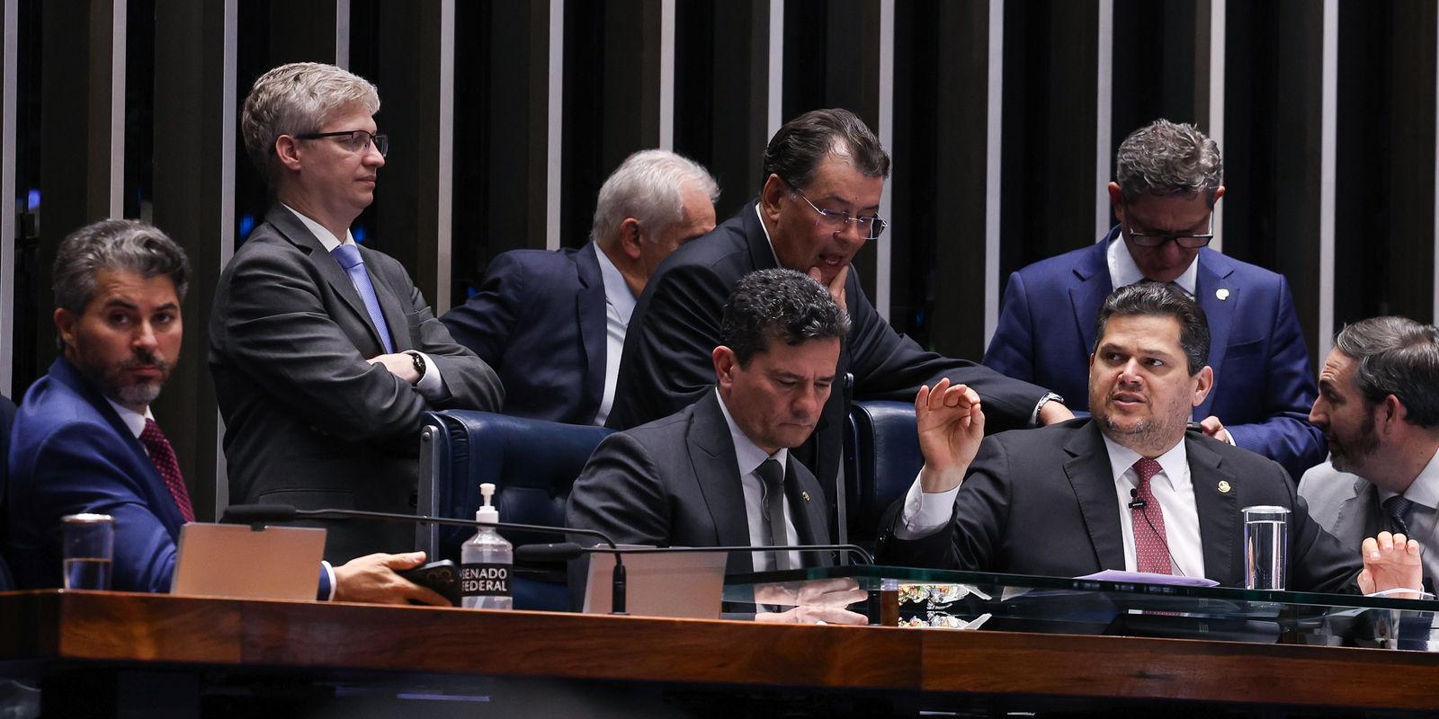 Imagem relativa a Senado aprova uso do Fundo do Pré-Sal para dívidas do agro