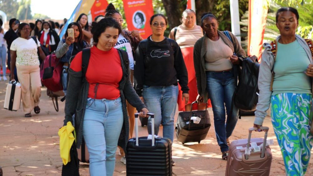 No DF, 500 mulheres quilombolas pedem proteção e justiça climática Imagem referente a No DF, 500 mulheres quilombolas pedem proteção e justiça climática