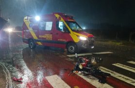 Motociclista fica ferido em acidente no Santa Cruz durante chuva