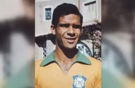 Morre Brito, zagueiro campeão com o Brasil na Copa de 1970, aos 86 anos