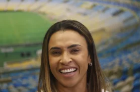 Com Marta como embaixadora, Tesouro quer atrair mais investidores