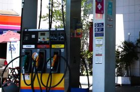 Concorrência do etanol e subvenção fazem preço da gasolina cair