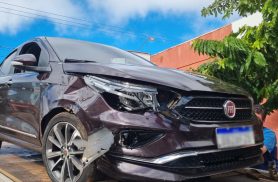 Cronos e Sandero se envolvem em acidente no Bairro Parque São Paulo