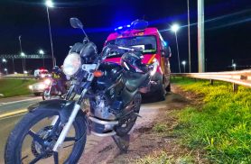 Homem é socorrido pelo Siate após acidente com moto no Trevo Cataratas