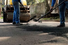 Após semanas de chuva, Prefeitura mobiliza força-tarefa de tapa-buracos em Cascavel neste sábado