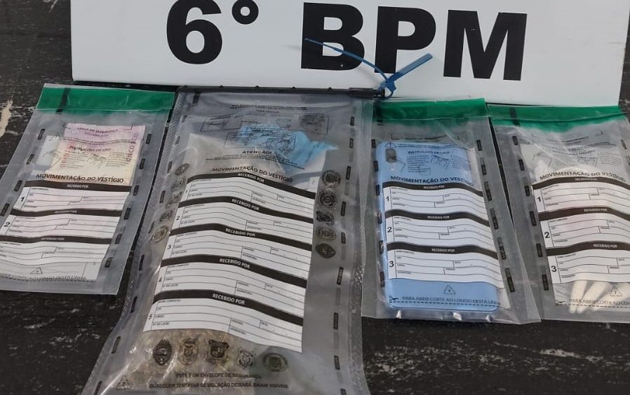 Jovem é preso e adolescente apreendido por tráfico de drogas durante operação da PM e NUCRIA Imagem referente a Jovem é preso e adolescente apreendido por tráfico de drogas durante operação da PM e NUCRIA