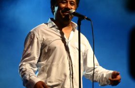 Programa Música do Mundo celebra carreira artística do argelino Khaled