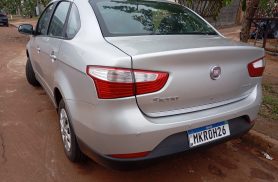 Fiat Siena é furtado durante a madrugada no Bairro Riviera, em Cascavel