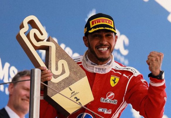 F1: Hamilton não segura a emoção ao desencantar com a Ferrari em Barcelona: 'Sonho alcançado'