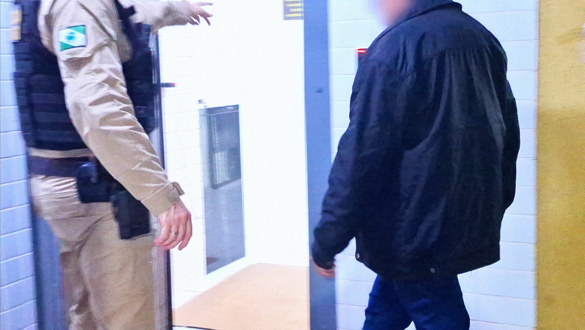 Homem é detido após discussão com companheira e enteada no Bairro Canadá