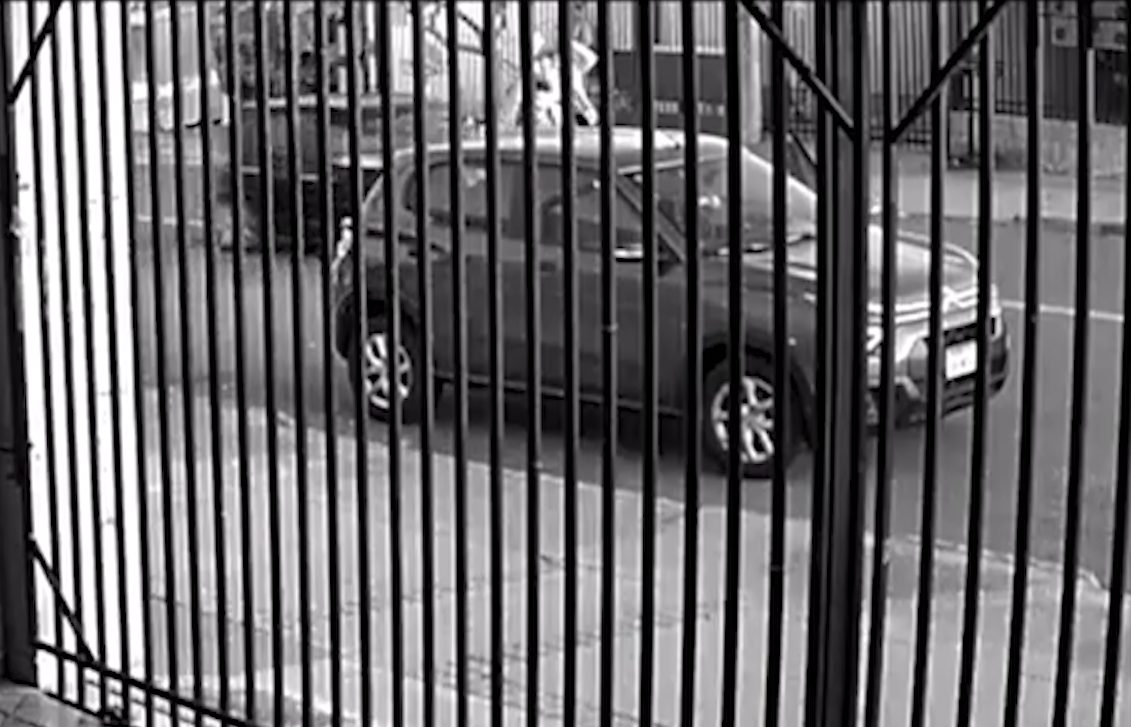 Pancada! Vídeo mostra carro atropelando menino na Região Norte