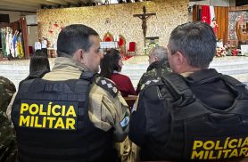 'Páscoa dos Militares' reúne forças de segurança em celebração na Catedral de Cascavel