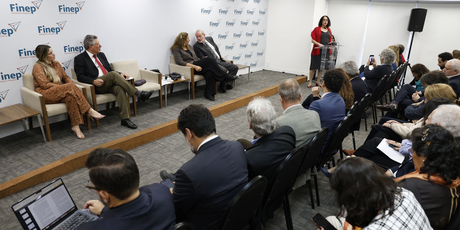 Imagem relativa a Programa destina R$ 360 milhões a pequenas empresas inovadoras