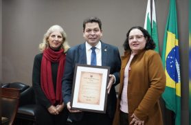 Gugu Bueno entrega Título de Utilidade Pública à Fundação Waldyr Becker, de Toledo