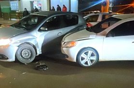 Veículo é apreendido após condutor deixar local de acidente no Bairro Interlagos