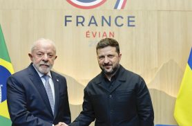 Lula e Zelensky debatem saída diplomática para guerra Ucrânia x Rússia
