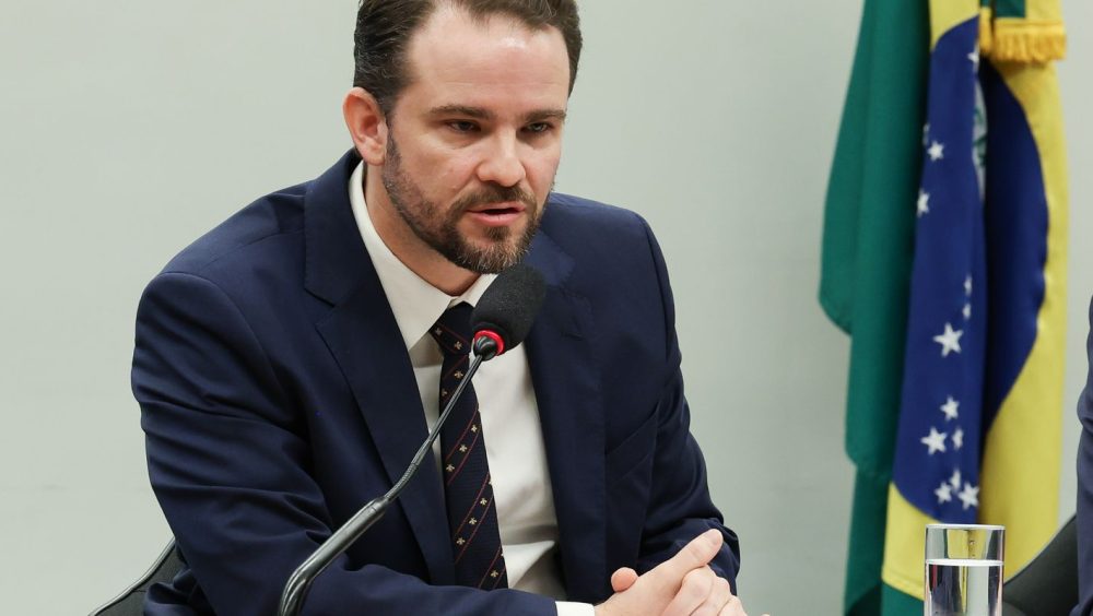 Durigan critica PEC que dá autonomia ao BC por criar “novo Poder Imagem referente a Durigan critica PEC que dá autonomia ao BC por criar “novo Poder