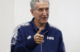 Técnico do tetra, Carlos Alberto Parreira é internado no Rio