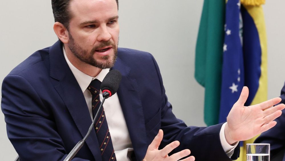 Durigan e ministros do STF discutem pautas-bomba do Congresso Imagem referente a Durigan e ministros do STF discutem pautas-bomba do Congresso