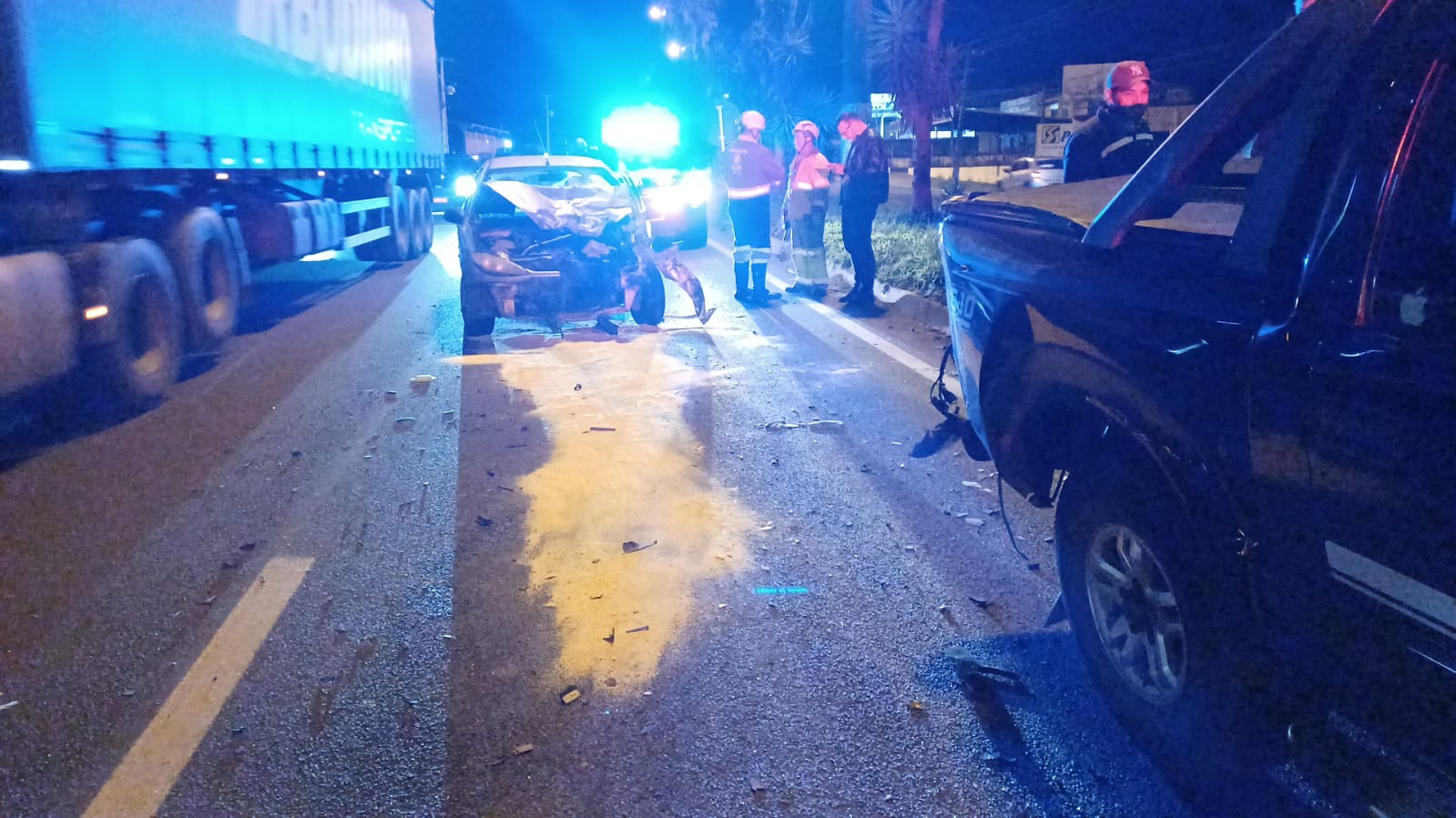 Casal de 73 e 76 anos fica ferido em acidente na Avenida Souza Naves Imagem relativa a Casal de 73 e 76 anos fica ferido em acidente na Avenida Souza Naves