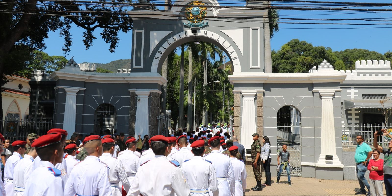 Imagem referente a MPF pede que Colégio Militar do Rio suspenda concurso para professor