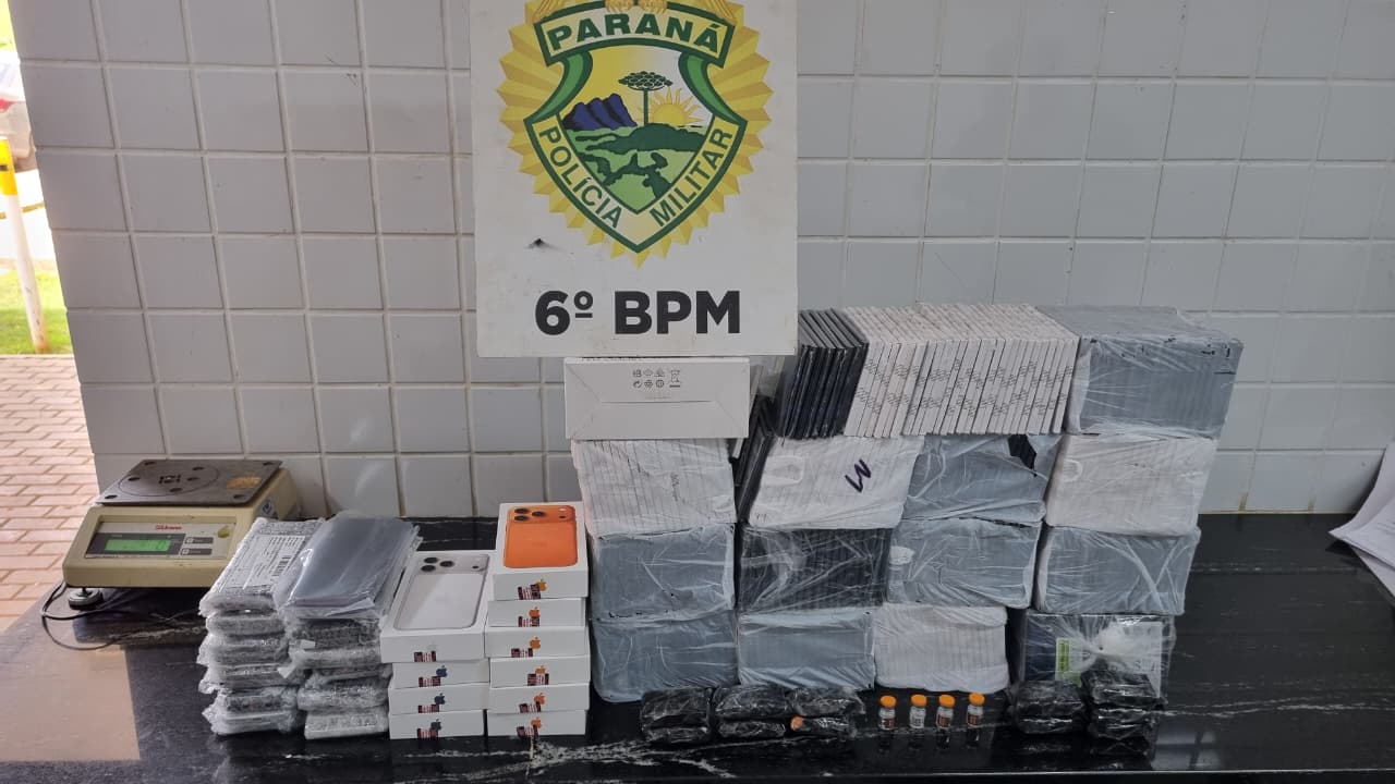 PM apreende celulares e medicamentos contrabandeados na rodoviária de Cascavel