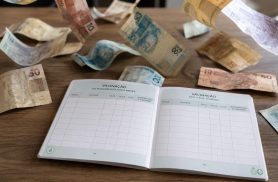 Casal acumula quase R$ 1 milhão em multas após deixar filhos sem vacinação