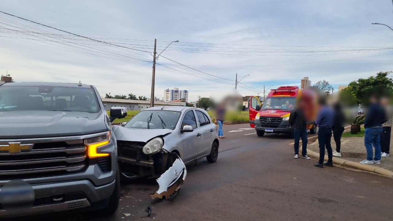 Mulher sofre ferimentos no rosto em acidente de trânsito no Coqueiral