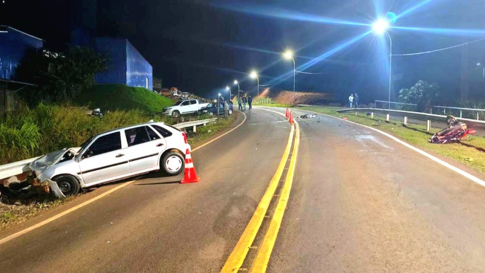 Homem de 45 anos morre após colisão frontal na PR-471 Imagem referente a Homem de 45 anos morre após colisão frontal na PR-471