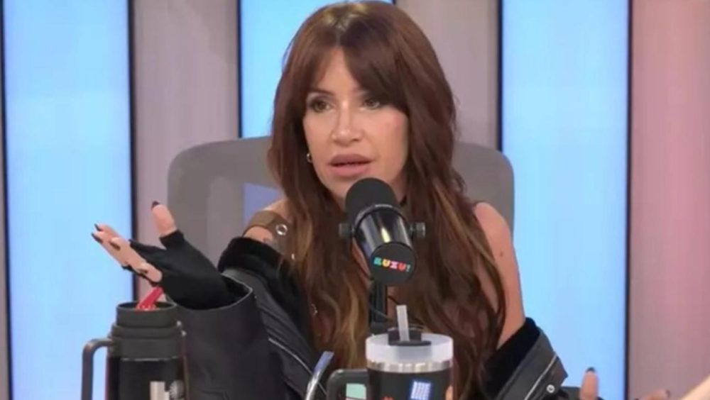 Apresentadora de canal argentino é demitida após anunciar ao vivo a morte do pai de Messi Imagem referente a Apresentadora de canal argentino é demitida após anunciar ao vivo a morte do pai de Messi