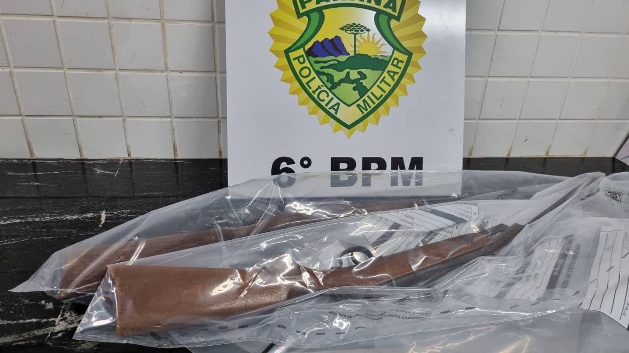 Espingardas são encontradas abandonadas em via pública em Cascavel