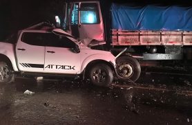 Colisão entre veículos com placas de Cascavel deixa um morto na BR-277 em Guaraniaçu Colisão entre veículos com placas de Cascavel deixa um morto na BR-277 em Guaraniaçu