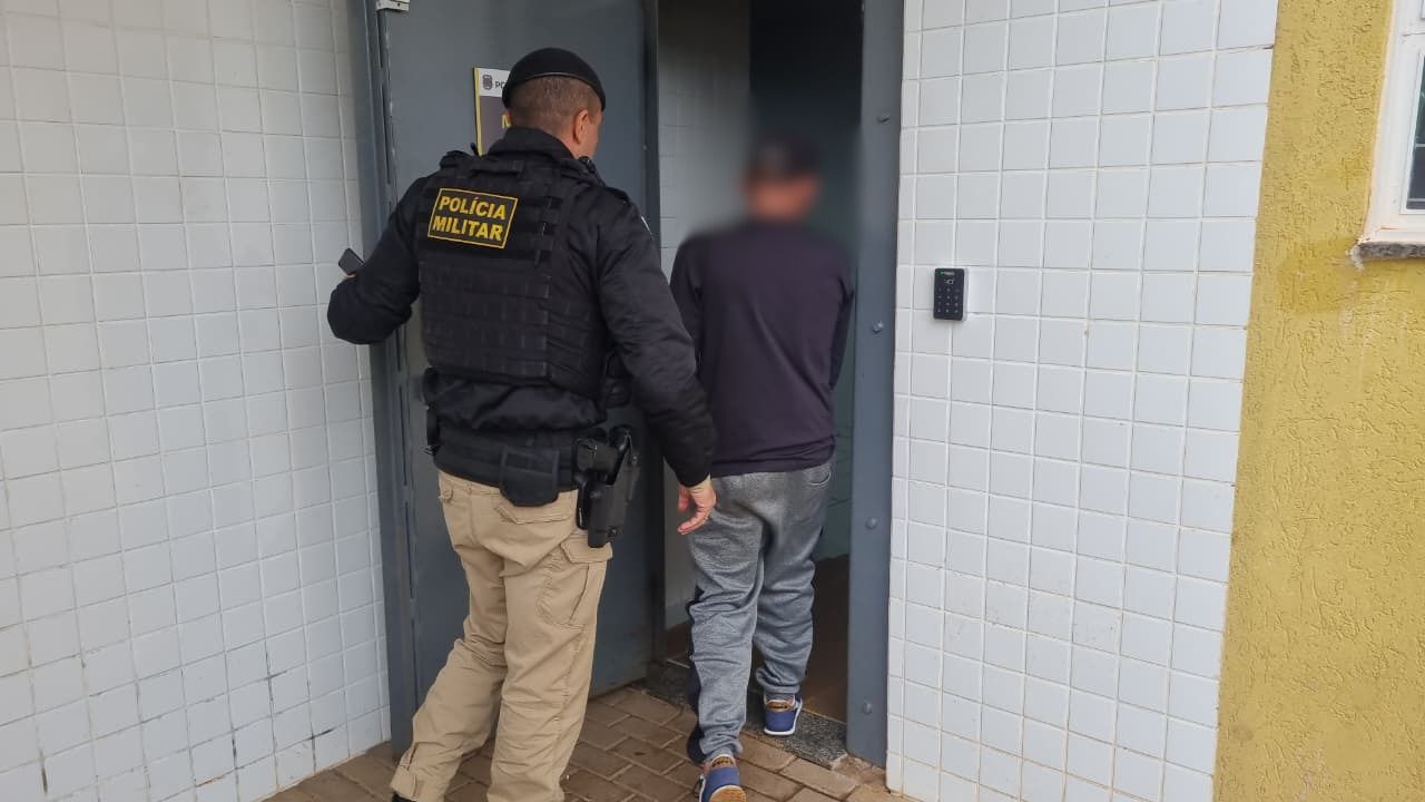 Mulher aciona a PM após se sentir ameaçada durante briga com o marido