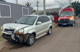 Idoso de 86 anos fica ferido após colisão entre carros no Alto Alegre