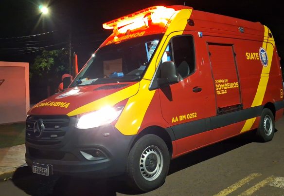 Corpo de Bombeiros presta atendimento a mulher ferida no Bairro Santa Cruz