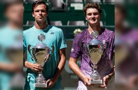 Fonseca sofre com saque de franceses e fica com vice-campeonato de duplas no ATP 500 de Halle