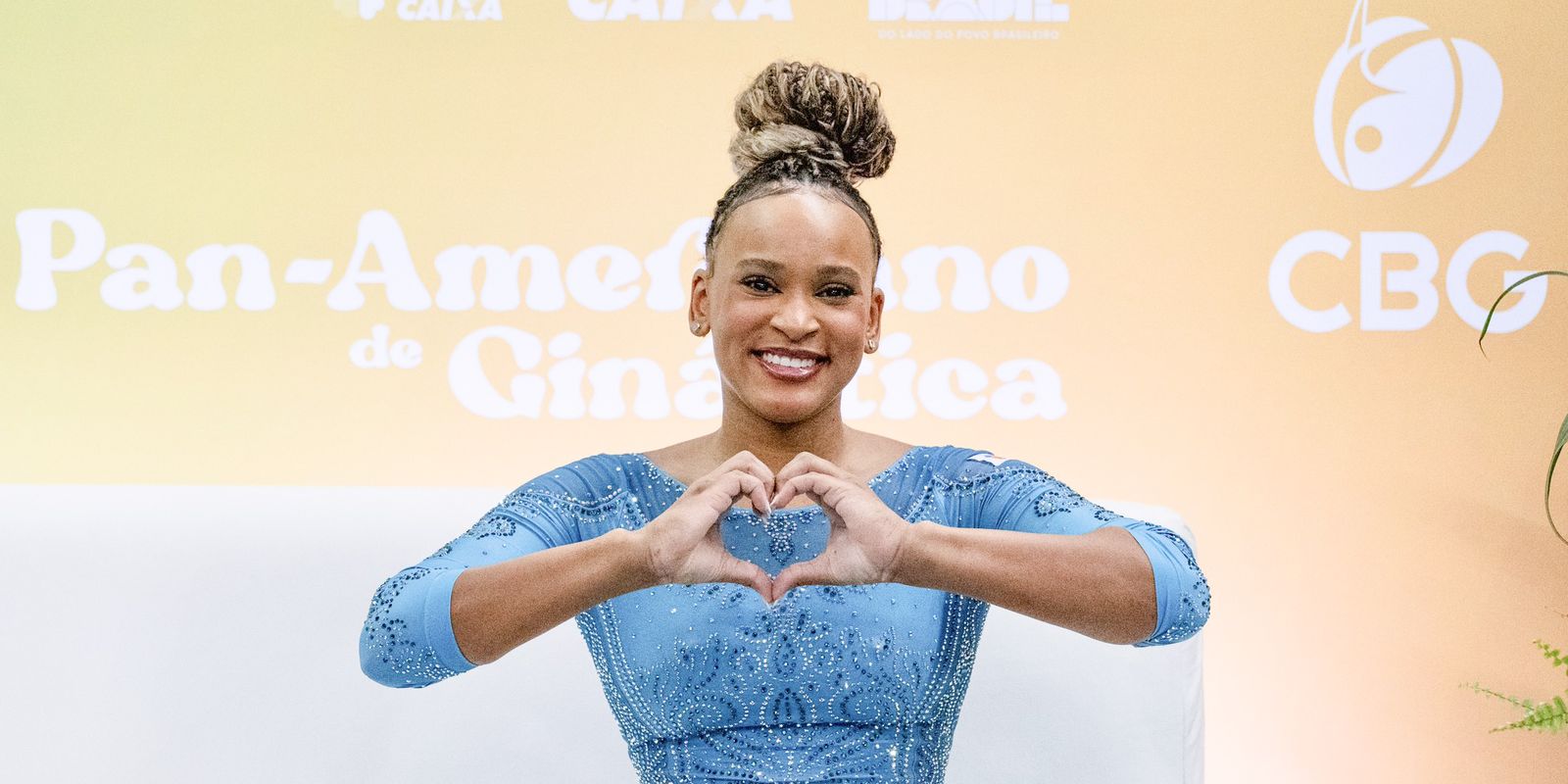 Imagem relativa a Rebeca Andrade volta com ouro no Pan de ginástica artística