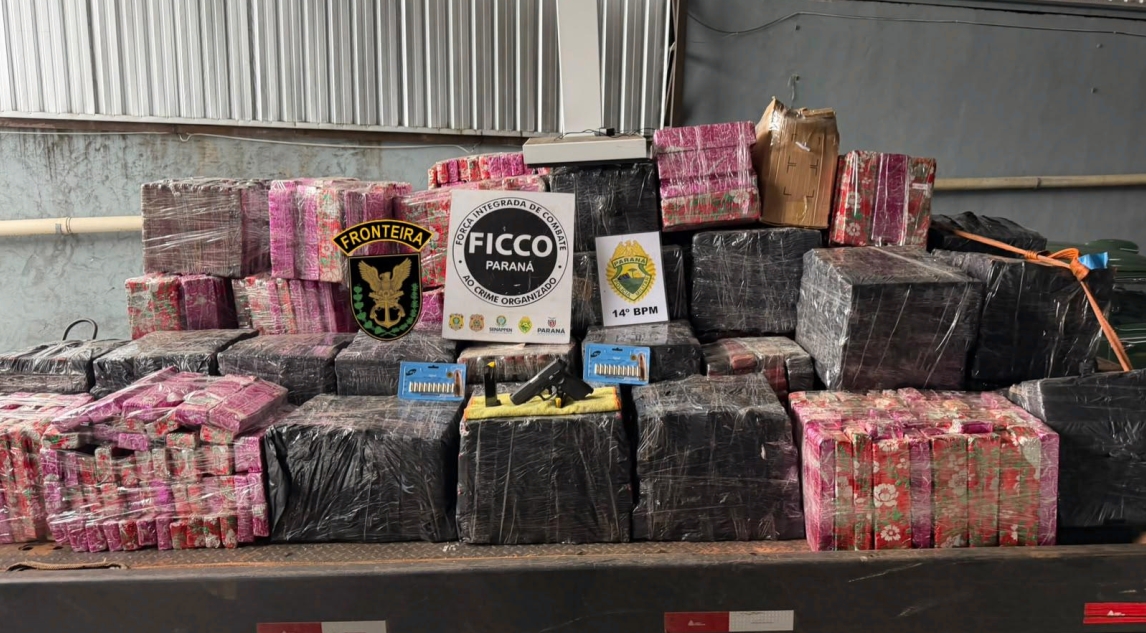 Imagem relativa a Ação integrada apreende quase duas toneladas de maconha e arma de fogo em Foz do Iguaçu