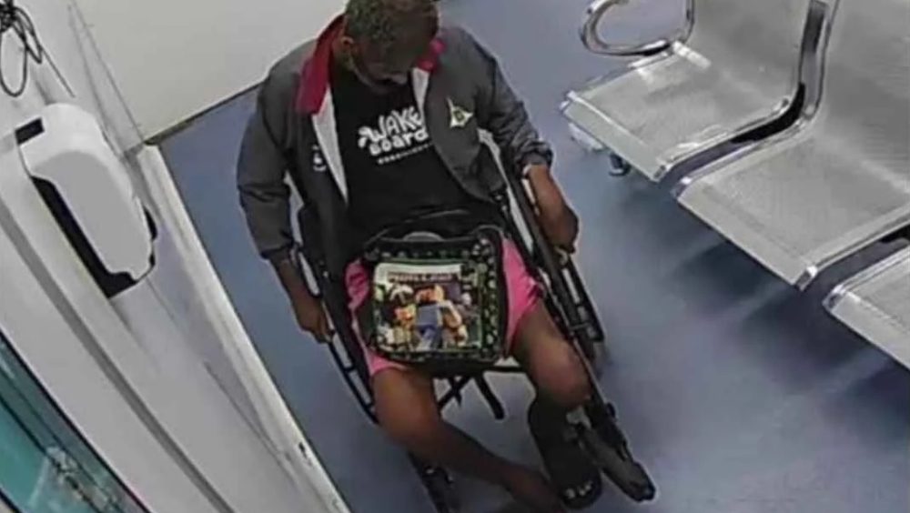 Cadeirante morre em UPA após horas aguardando atendimento Imagem referente a Cadeirante morre em UPA após horas aguardando atendimento